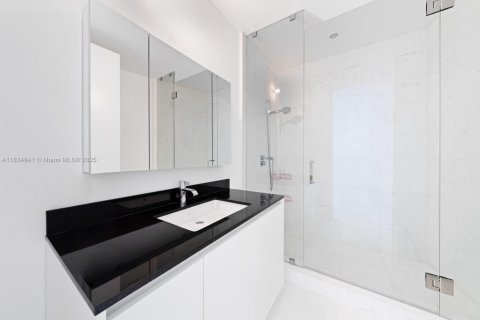 Copropriété à vendre à Sunny Isles Beach, Floride: 3 chambres, 294.59 m2 № 1978391 - photo 29