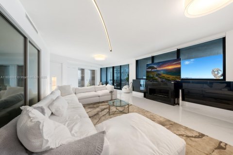 Copropriété à vendre à Sunny Isles Beach, Floride: 3 chambres, 294.59 m2 № 1978391 - photo 6