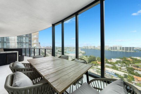 Copropriété à vendre à Sunny Isles Beach, Floride: 3 chambres, 294.59 m2 № 1978391 - photo 18