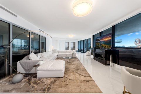 Copropriété à vendre à Sunny Isles Beach, Floride: 3 chambres, 294.59 m2 № 1978391 - photo 5