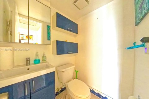Condominio en venta en Fort Lauderdale, Florida, 1 dormitorio, 78.6 m2 № 1983118 - foto 23
