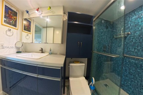 Condominio en venta en Fort Lauderdale, Florida, 1 dormitorio, 78.6 m2 № 1983118 - foto 22