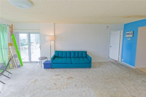 Condominio en venta en Fort Lauderdale, Florida, 1 dormitorio, 78.6 m2 № 1983118 - foto 10