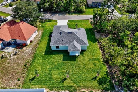 House in Palm Coast, Florida 3 bedrooms, 124.12 sq.m. № 1625400 - photo 12
