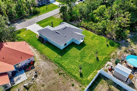 House in Palm Coast, Florida 3 bedrooms, 124.12 sq.m. № 1625400 - photo 13