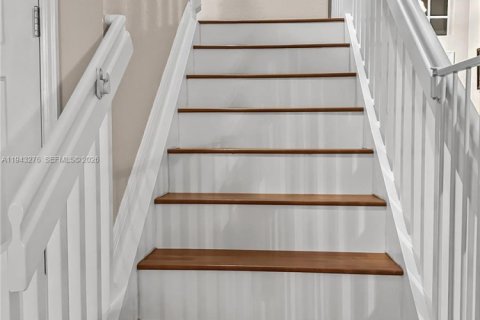 House in Royal Palm Beach, Florida 4 bedrooms, 186.08 sq.m. № 1999625 - photo 26