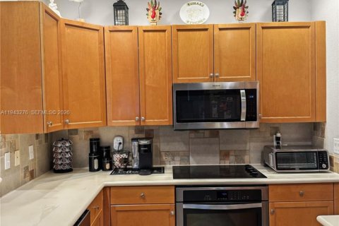 House in Royal Palm Beach, Florida 4 bedrooms, 186.08 sq.m. № 1999625 - photo 24