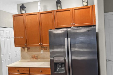 House in Royal Palm Beach, Florida 4 bedrooms, 186.08 sq.m. № 1999625 - photo 21