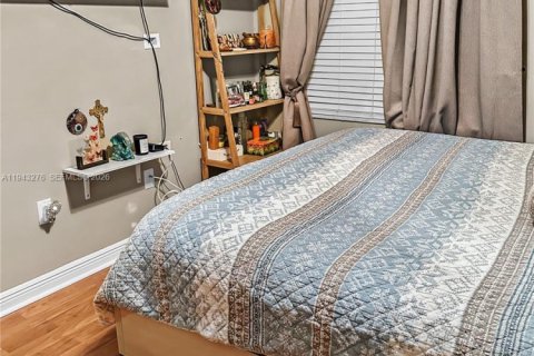 House in Royal Palm Beach, Florida 4 bedrooms, 186.08 sq.m. № 1999625 - photo 29