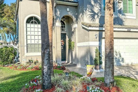 House in Royal Palm Beach, Florida 4 bedrooms, 186.08 sq.m. № 1999625 - photo 2