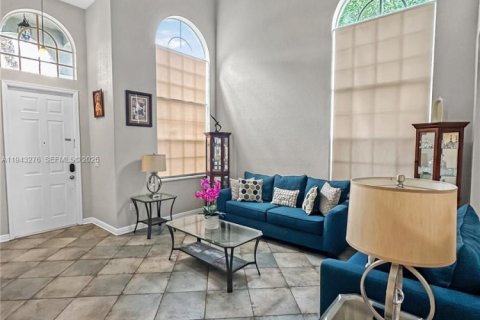 House in Royal Palm Beach, Florida 4 bedrooms, 186.08 sq.m. № 1999625 - photo 15