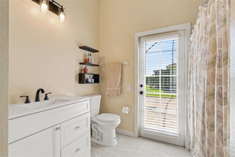 House in Wesley Chapel, Florida 4 bedrooms, 281.68 sq.m. № 2237917 - photo 15