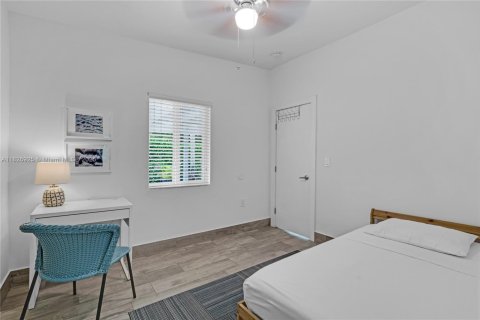 House in Miami, Florida 3 bedrooms, 66.89 sq.m. № 1826043 - photo 22