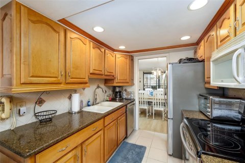Copropriété à vendre à South Pasadena, Floride: 2 chambres, 95.69 m2 № 2101341 - photo 18