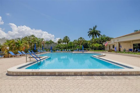 Copropriété à vendre à South Pasadena, Floride: 2 chambres, 95.69 m2 № 2101341 - photo 5