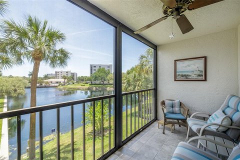 Copropriété à vendre à South Pasadena, Floride: 2 chambres, 95.69 m2 № 2101341 - photo 2