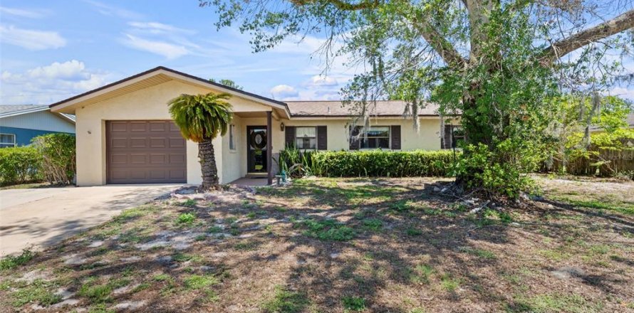 Casa en Titusville, Florida 3 dormitorios, 108.88 m2 № 1740480