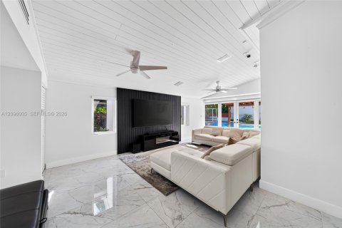Villa ou maison à vendre à Miami, Floride: 3 chambres, 205.87 m2 № 2400544 - photo 30