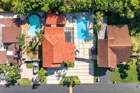 Villa ou maison à Miami, Floride 3 chambres, 205.87 m2 № 2400544
