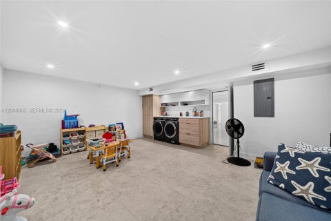 Villa ou maison à vendre à Miami, Floride: 3 chambres, 205.87 m2 № 2400544 - photo 29