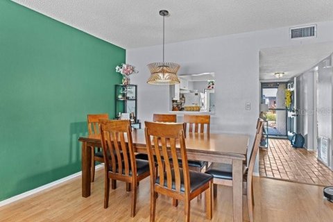 Copropriété à louer à Sarasota, Floride: 2 chambres, 130.06 m2 № 2421681 - photo 12
