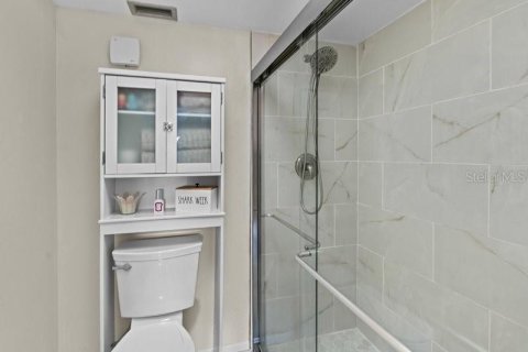 Copropriété à louer à Sarasota, Floride: 2 chambres, 130.06 m2 № 2421681 - photo 17