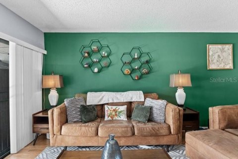 Copropriété à louer à Sarasota, Floride: 2 chambres, 130.06 m2 № 2421681 - photo 14