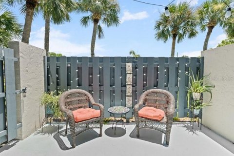 Copropriété à louer à Sarasota, Floride: 2 chambres, 130.06 m2 № 2421681 - photo 23