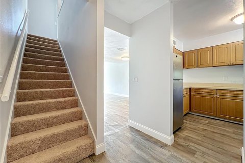 Condo in Orlando, Florida, 2 bedrooms  № 2209377 - photo 25