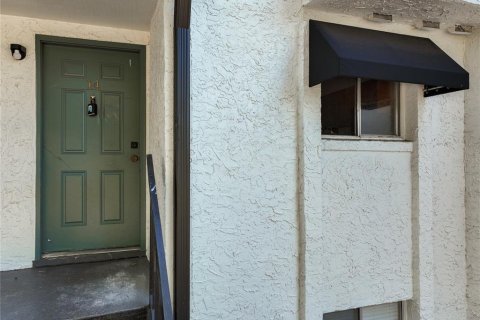 Condo in Orlando, Florida, 2 bedrooms  № 2209377 - photo 5