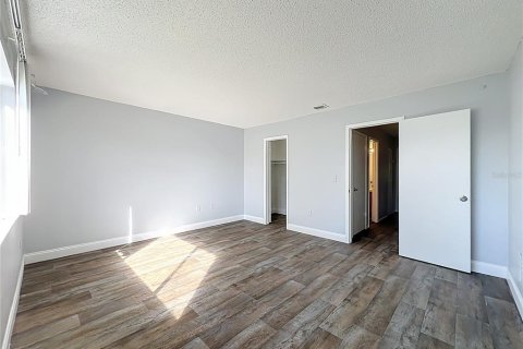 Condo in Orlando, Florida, 2 bedrooms  № 2209377 - photo 28
