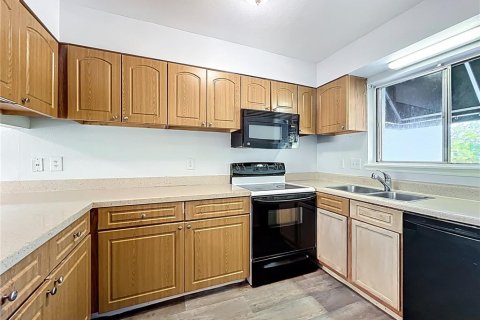 Condo in Orlando, Florida, 2 bedrooms  № 2209377 - photo 8