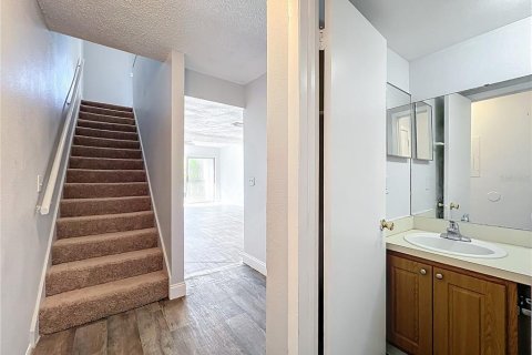 Condo in Orlando, Florida, 2 bedrooms  № 2209377 - photo 7