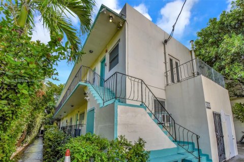 Condominio en venta en Miami Beach, Florida № 1708825 - foto 1