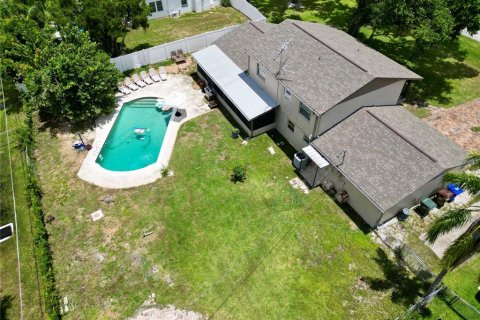 Casa en venta en Kissimmee, Florida, 5 dormitorios, 212.56 m2 № 1826927 - foto 28