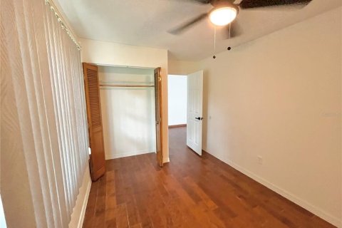 Casa en venta en Kissimmee, Florida, 5 dormitorios, 212.56 m2 № 1826927 - foto 10