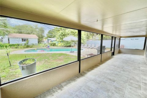 Casa en venta en Kissimmee, Florida, 5 dormitorios, 212.56 m2 № 1826927 - foto 24