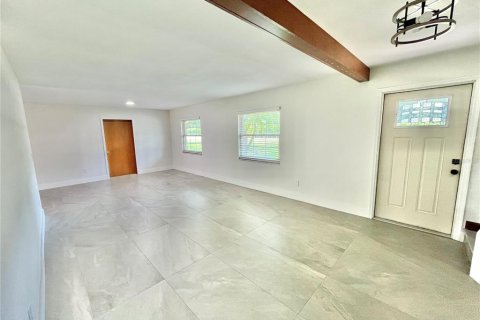 Casa en venta en Kissimmee, Florida, 5 dormitorios, 212.56 m2 № 1826927 - foto 5