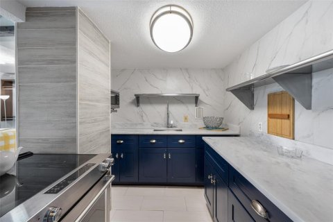 Купить кондоминиум в Клируотер, Флорида 4 комнаты, 65.68м2, № 2425295 - фото 7