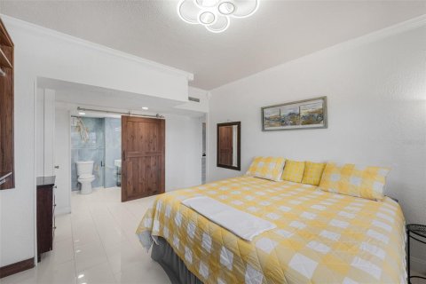 Купить кондоминиум в Клируотер, Флорида 4 комнаты, 65.68м2, № 2425295 - фото 12