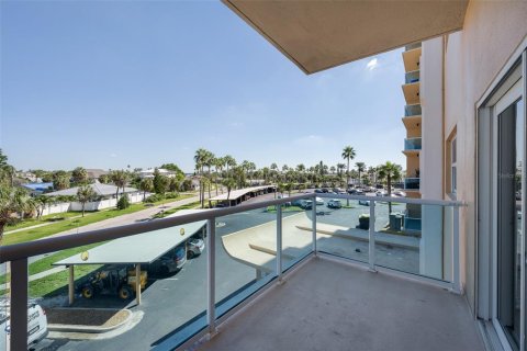 Купить кондоминиум в Клируотер, Флорида 4 комнаты, 65.68м2, № 2425295 - фото 19