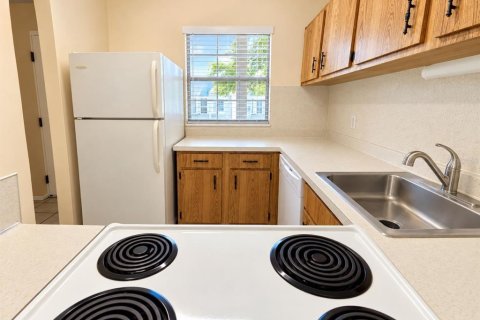 Copropriété à louer à Clearwater, Floride: 2 chambres, 102.19 m2 № 2405218 - photo 4