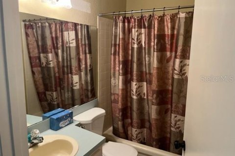 House in Winter Haven, Florida 3 bedrooms, 117.43 sq.m. № 1165855 - photo 5