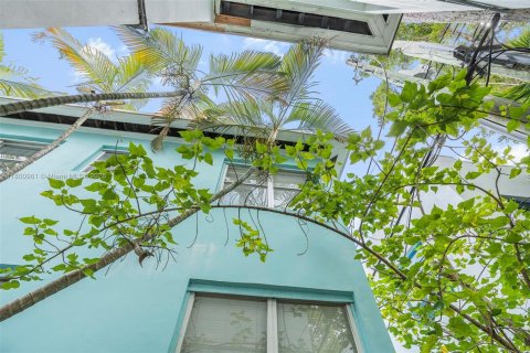 Купить кондоминиум в Майами-Бич, Флорида 1 спальня, 39.76м2, № 1981707 - фото 26