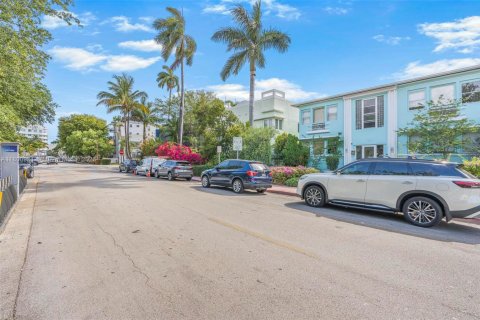 Купить кондоминиум в Майами-Бич, Флорида 1 спальня, 39.76м2, № 1981707 - фото 23