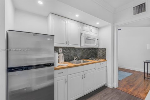 Купить кондоминиум в Майами-Бич, Флорида 1 спальня, 39.76м2, № 1981707 - фото 5