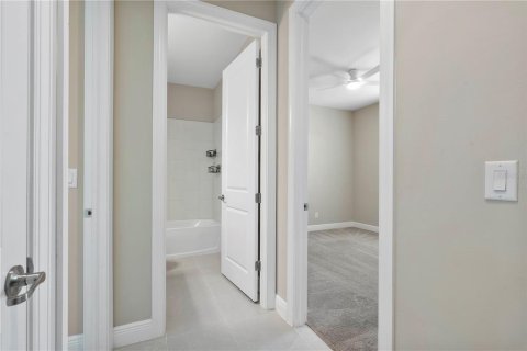 Villa ou maison à louer à Punta Gorda, Floride: 4 chambres, 182.46 m2 № 2386706 - photo 3