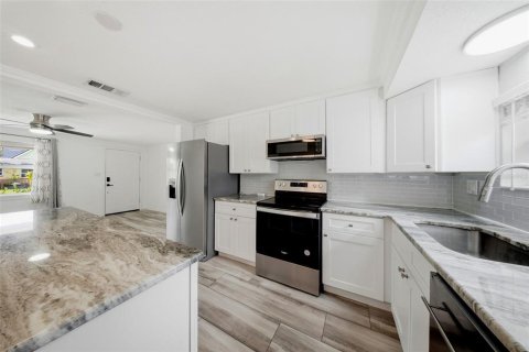 Casa en venta en Saint Petersburg, Florida, 3 dormitorios, 118.17 m2 № 2226914 - foto 14