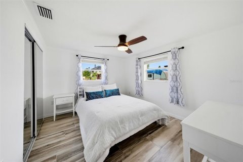 Casa en venta en Saint Petersburg, Florida, 3 dormitorios, 118.17 m2 № 2226914 - foto 25