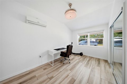 Casa en venta en Saint Petersburg, Florida, 3 dormitorios, 118.17 m2 № 2226914 - foto 18